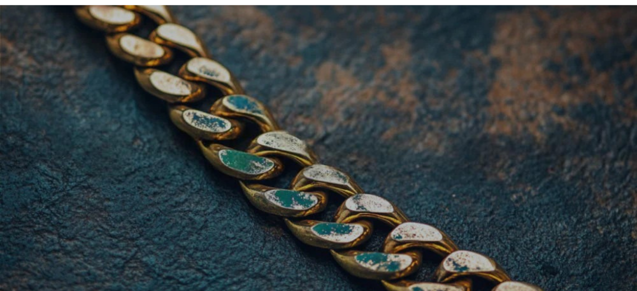 Will Gold Turn Green? Facts to Know