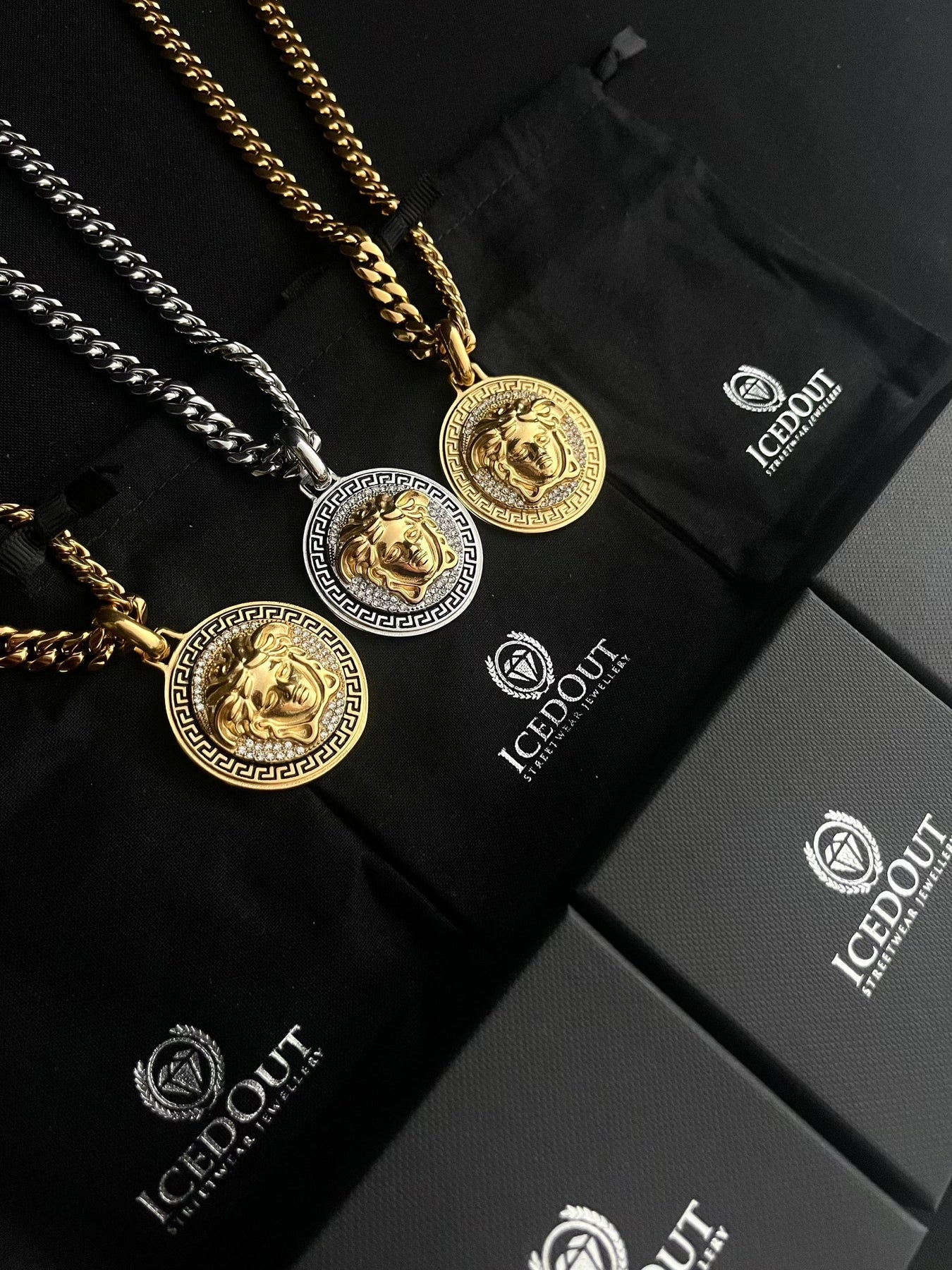 Iced out chain replica online